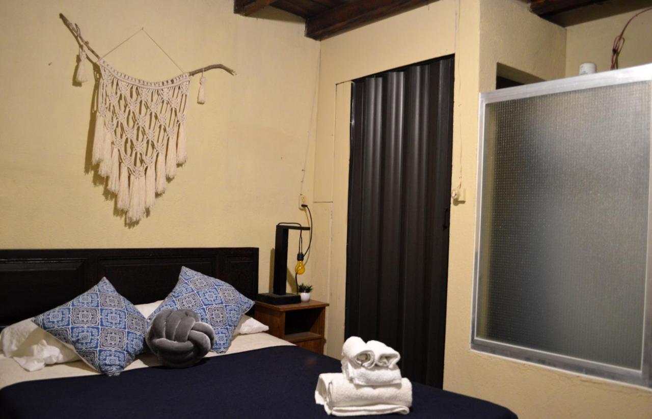 Ave Del Paraiso Guest House Antigua ภายนอก รูปภาพ