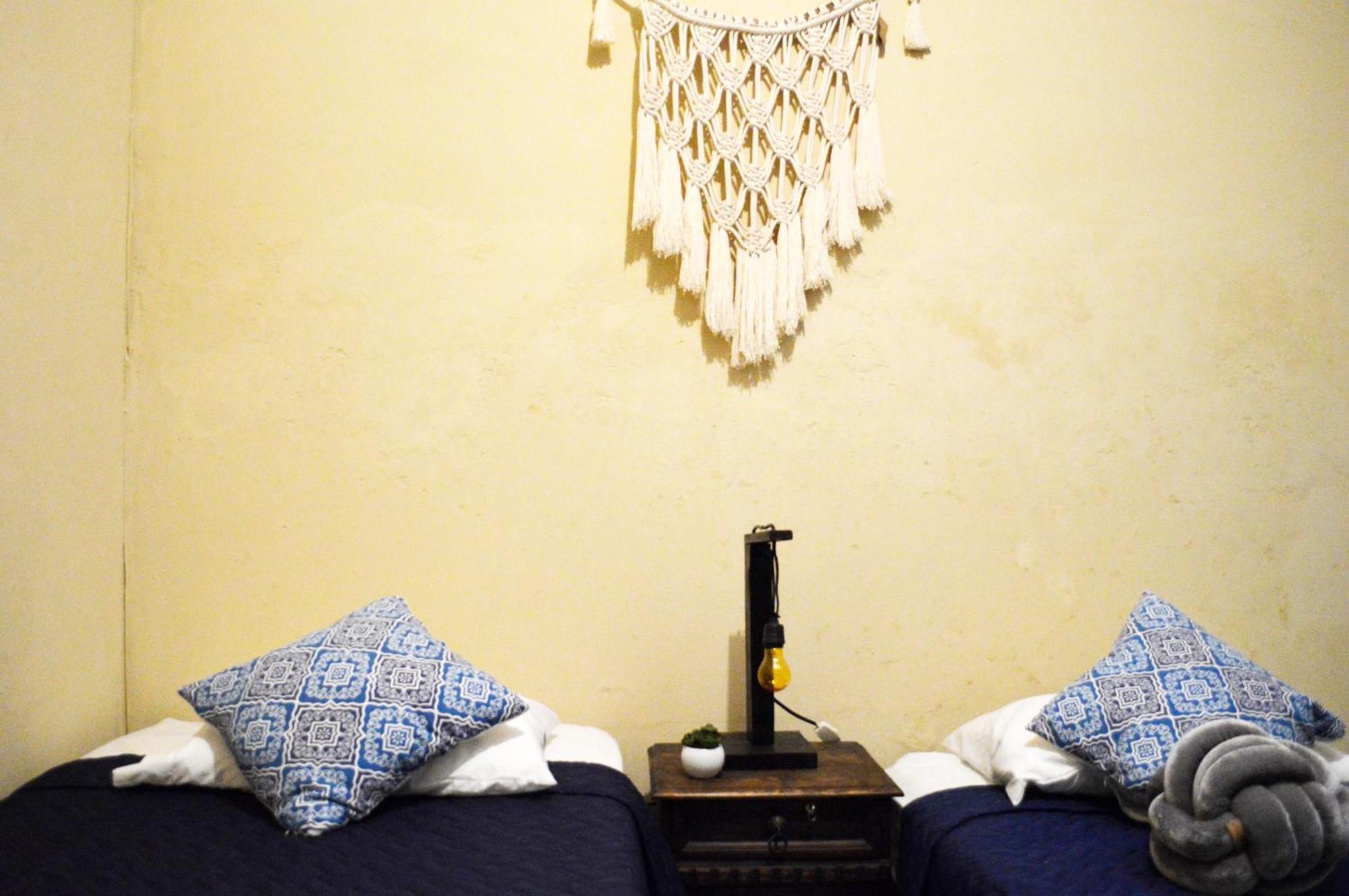 Ave Del Paraiso Guest House Antigua ภายนอก รูปภาพ
