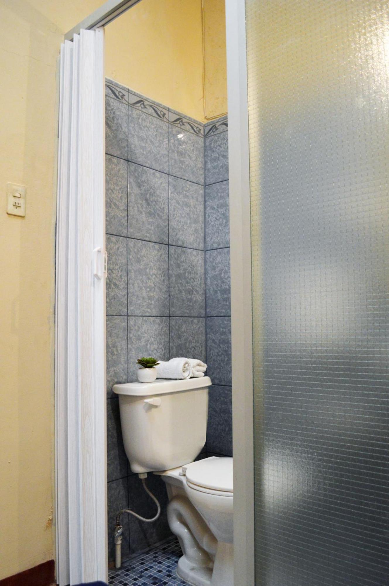 Ave Del Paraiso Guest House Antigua ภายนอก รูปภาพ