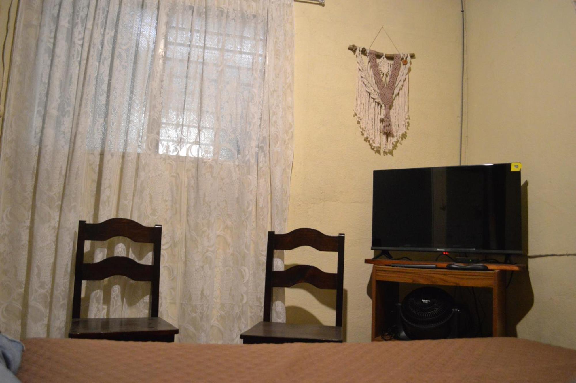 Ave Del Paraiso Guest House Antigua ภายนอก รูปภาพ